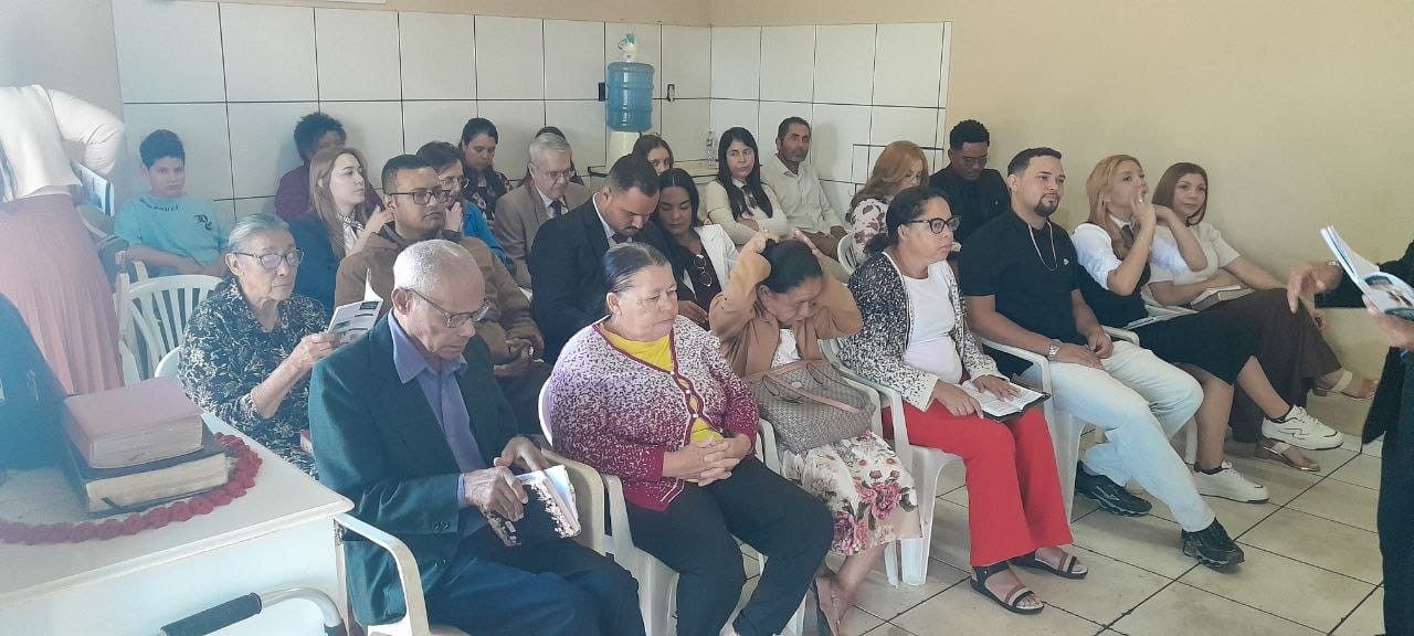 Profissão de fé e batismos marcam programação espiritual em Minas Gerais
