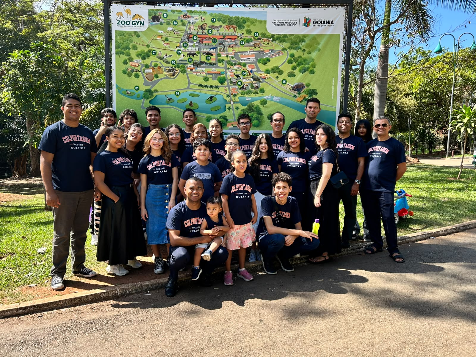 Semana de Colportagem em Goiânia mobiliza 20 jovens e leva esperança às ruas