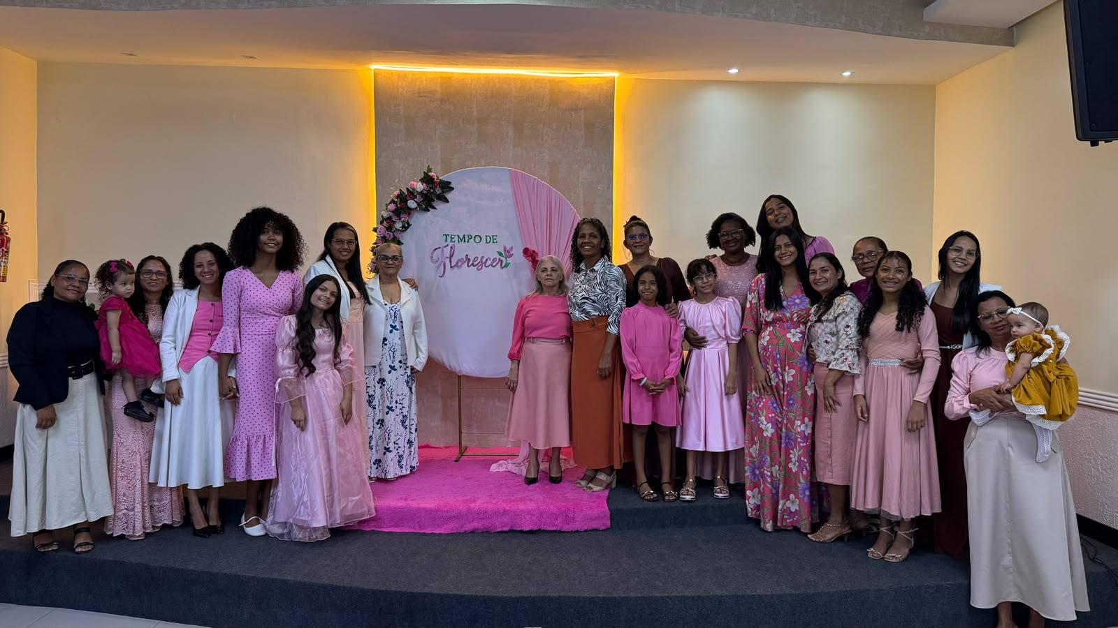 “Tempo de Florescer” reúne mulheres em Macapá-AP para momentos de fé, cuidado e renovação espiritual