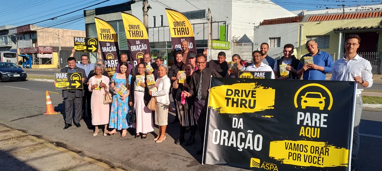 Esperança ganha as ruas de Itapetininga com ação de oração, música e evangelismo