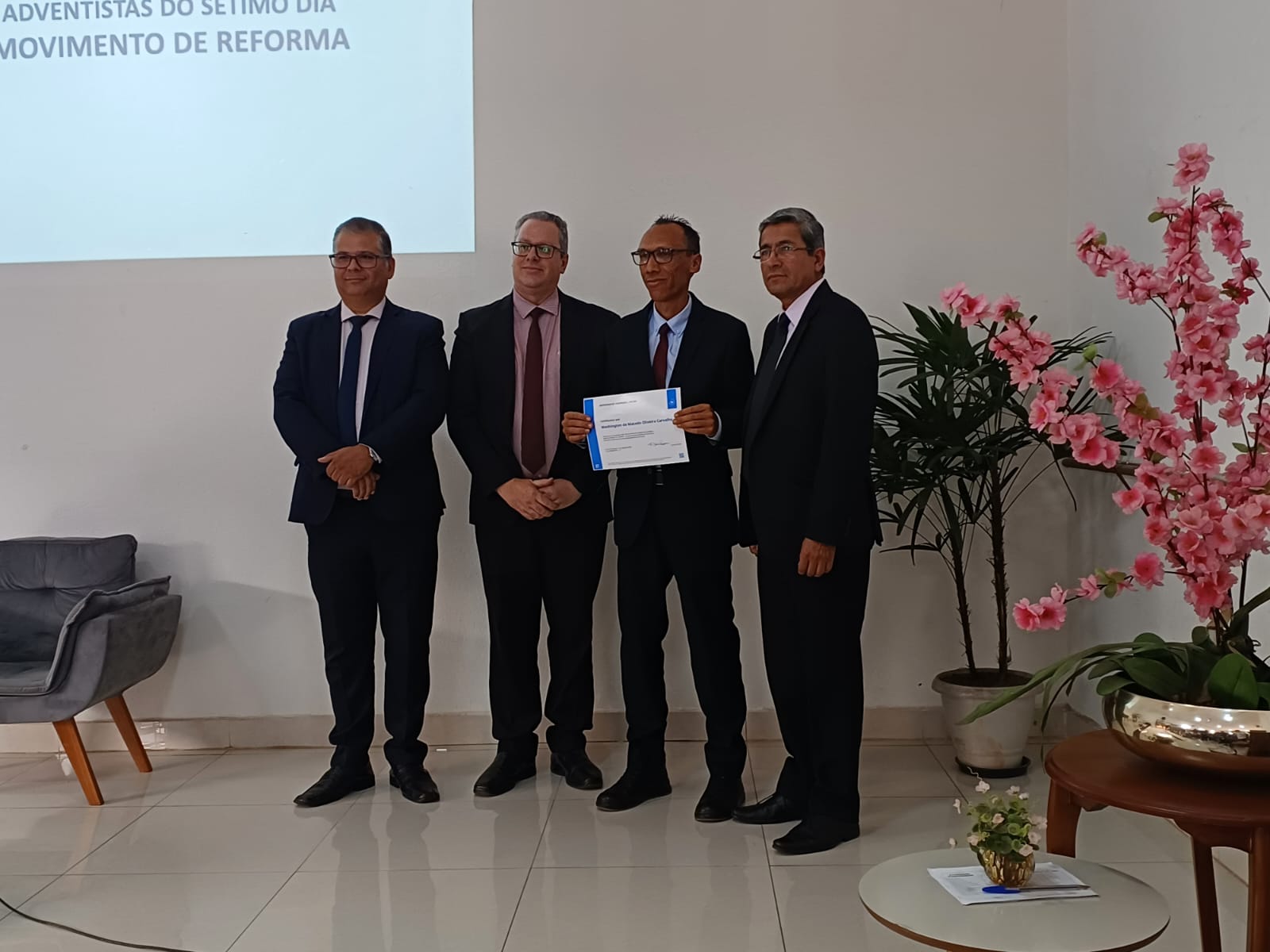 Mais de uma centena de pessoas participam de ordenação ao ancionato em Ribeirão Preto -SP